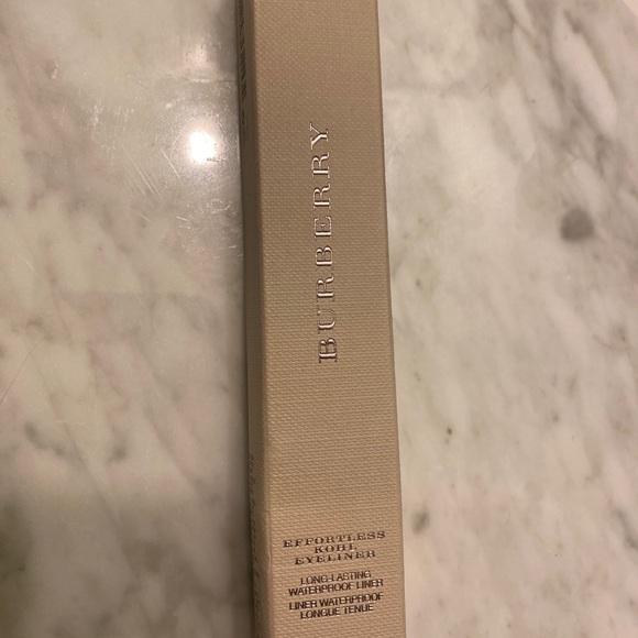 Burberry Effortless Kohl Eyeliner - Picture 3 of 6